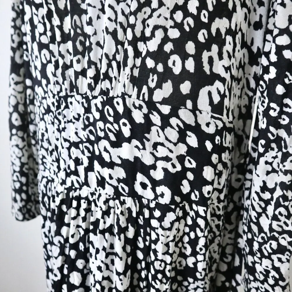 Max Mara IT 42 US 8 Soft Jersey Knit Tie Waist V Neck Dress Black Leopard Print - Picture 9 of 10